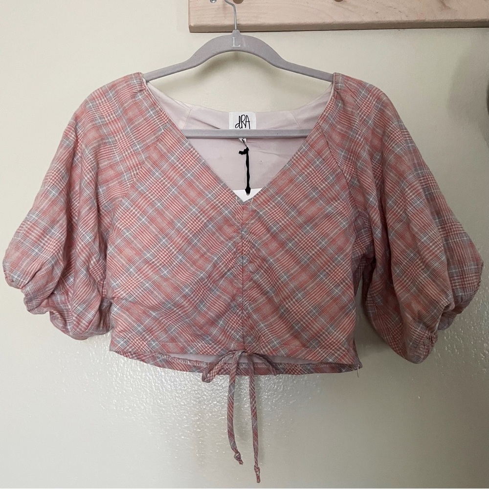 dRA Gingham Crop Top